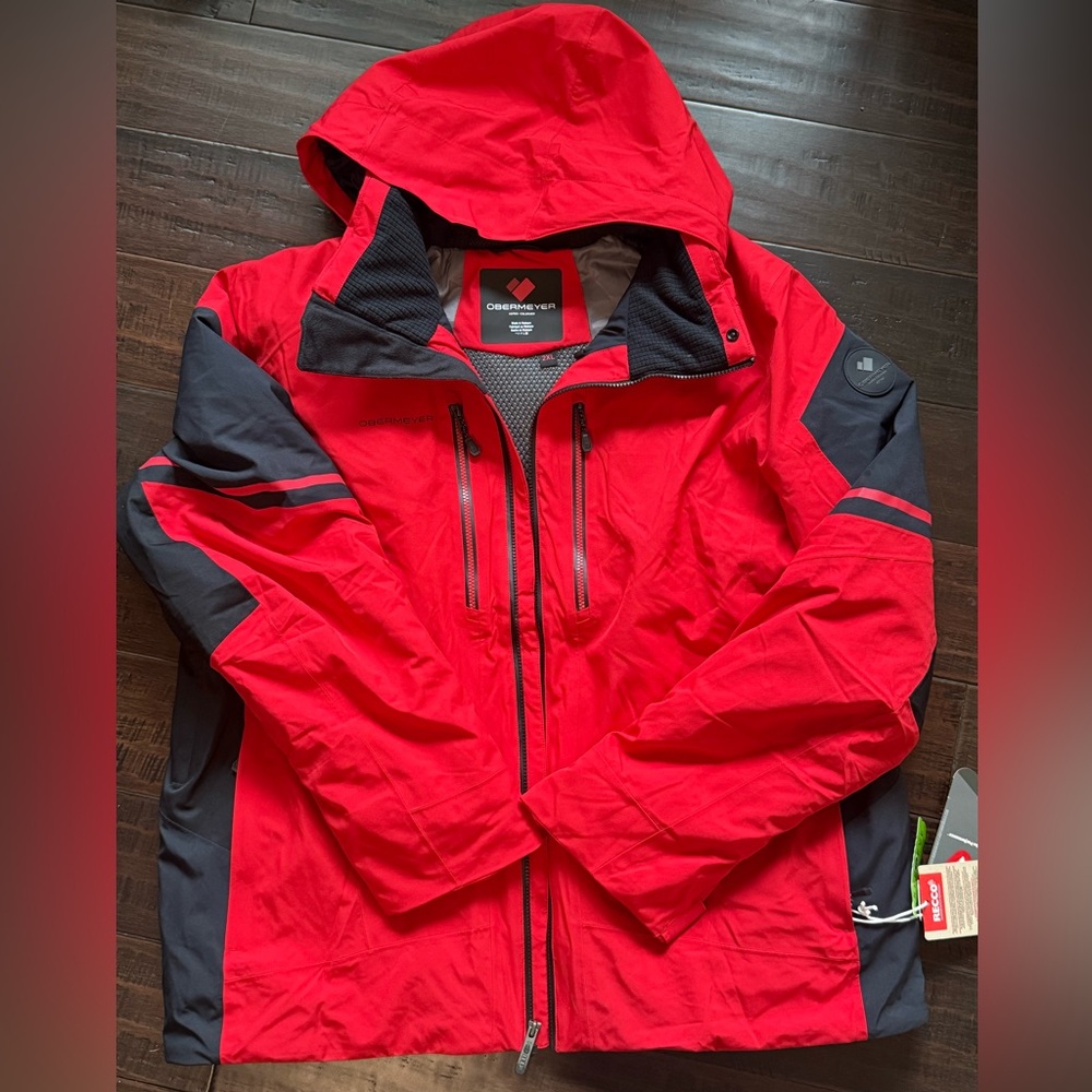 Obermeyer Men's Vibrant Red and Black Ski Jacket